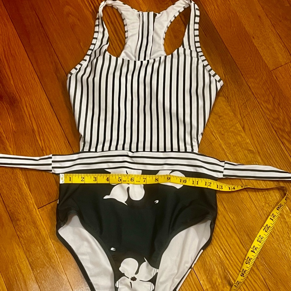 One-Piece Dark Green and White Striped Floral Swimsuit - Picture 4 of 8